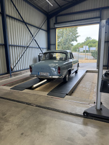 voiture de collection CT Crevin
